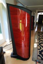 1033671-sonus-faber-aida-top-of-the-line-statement-speakers.jpg
