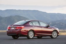 2013-honda-accord-ex-l-v6-sedan-006.jpg