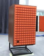 L100-2.jpg
