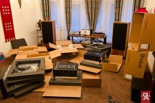 McIntosh_unbx-0003.jpg
