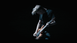 giphy1.gif