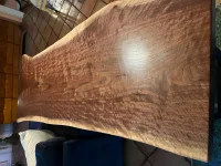 stereo table.webp