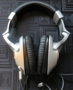 013-sm.jpg