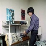 62f09d30f278c767a36d44d5adb9c03d--vinyl-storage-jeff-beck.jpg