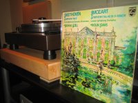 Beethoven No.5 Szell, Mozart No.40 Davis - Philips 6833-102.JPG